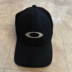 Men’s Oakley Hat (L/XL)